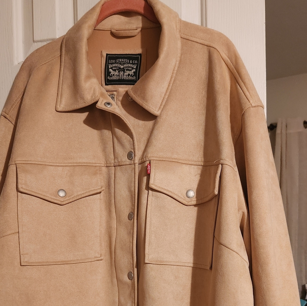 Women Levis Shacket 3x